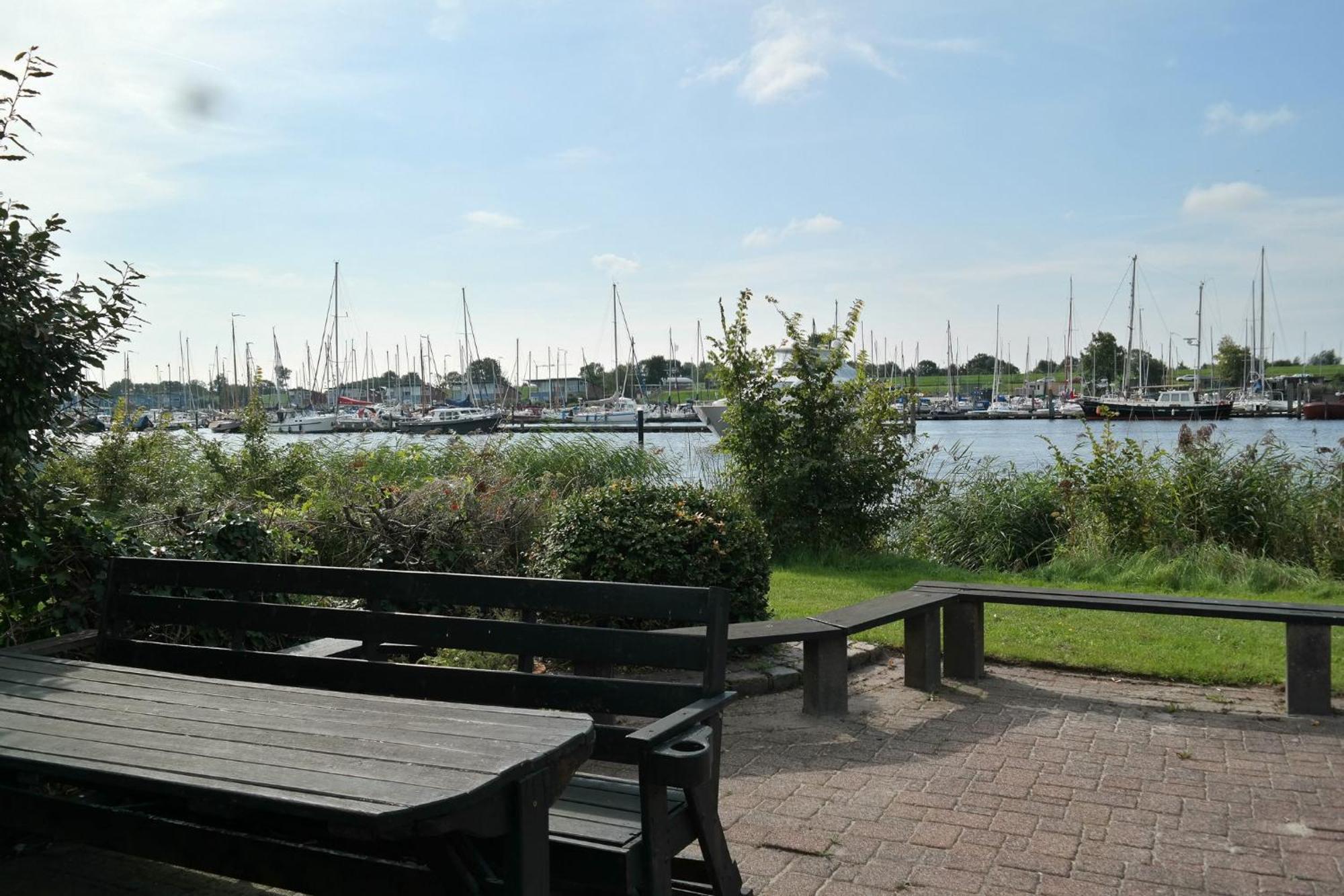 8 Pers House 'Capitein Theis' With Seaside In Front Of The Lauwersmeer Anjum Eksteriør billede