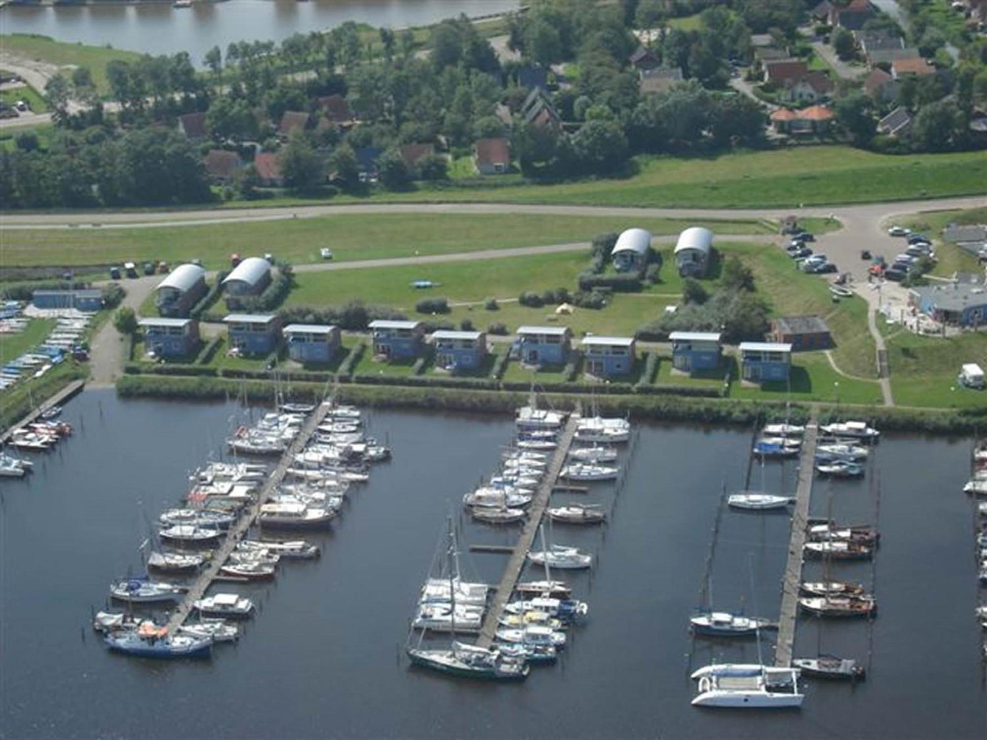 8 Pers House 'Capitein Theis' With Seaside In Front Of The Lauwersmeer Anjum Eksteriør billede